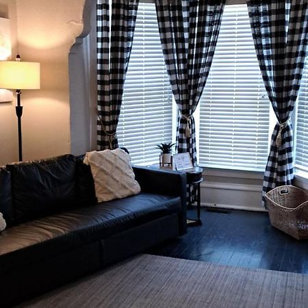 Beautiful Downstairs 1Bed 1Bth Charmer- Pet Friendly มิชิแกนซิตี ภายนอก รูปภาพ